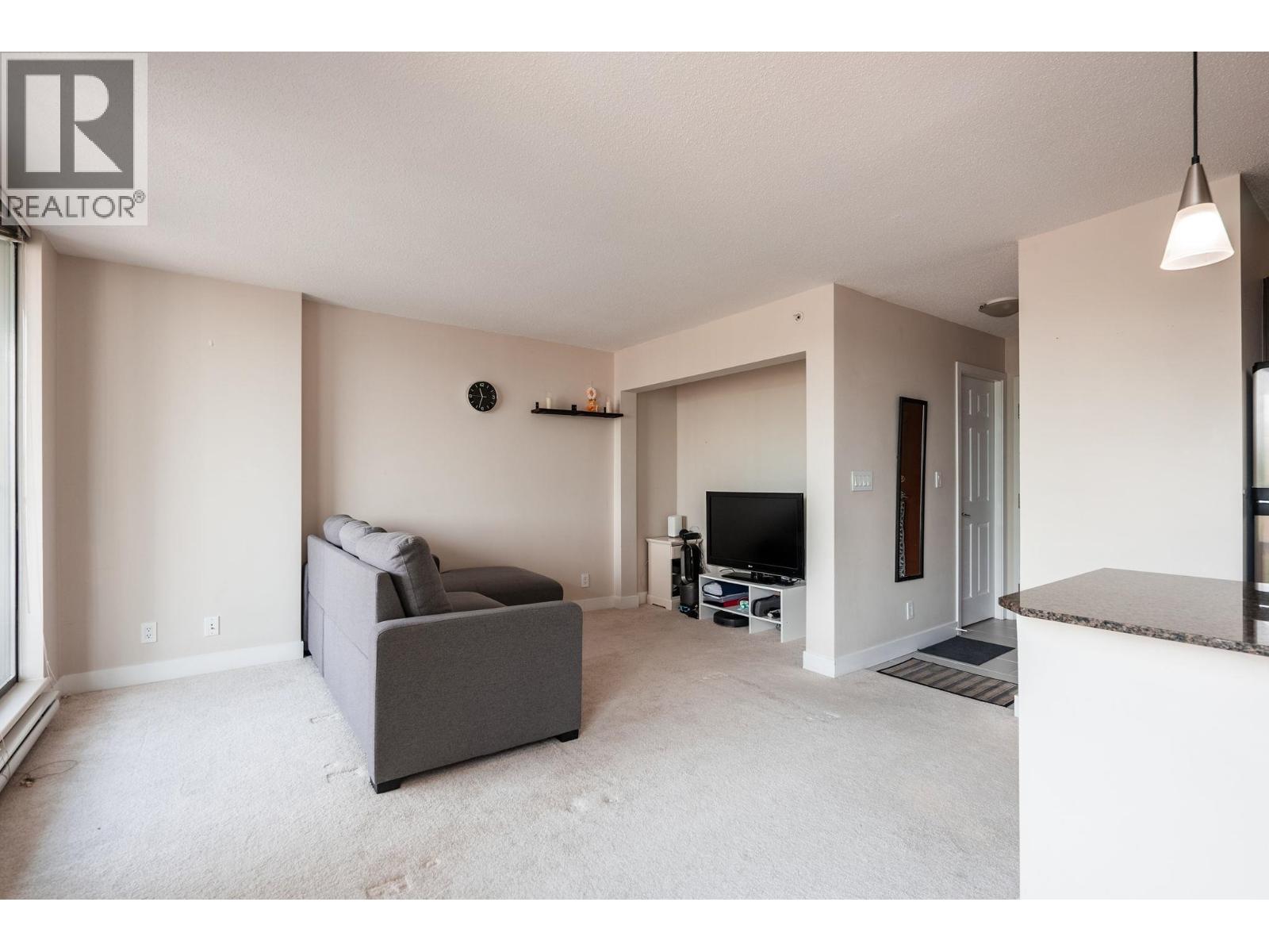 1202 833 Agnes Street, New Westminster, British Columbia  V3M 0B1 - Photo 2 - R3046692