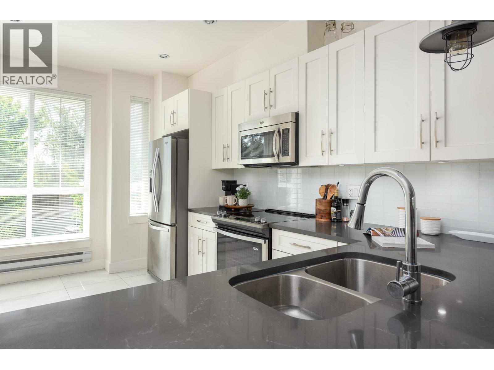 8 9989 240a Street, Maple Ridge, British Columbia  V2W 1Z9 - Photo 5 - R3046703