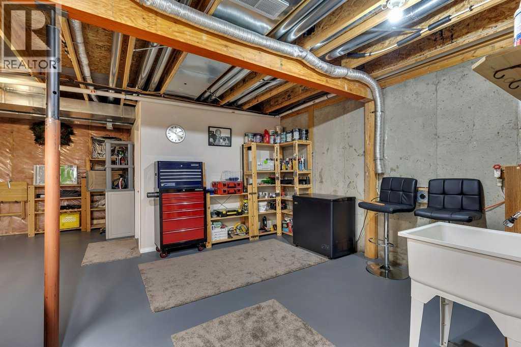 212 Valley Ridge Heights Nw, Calgary, Alberta  T3B 5T3 - Photo 39 - A2250333