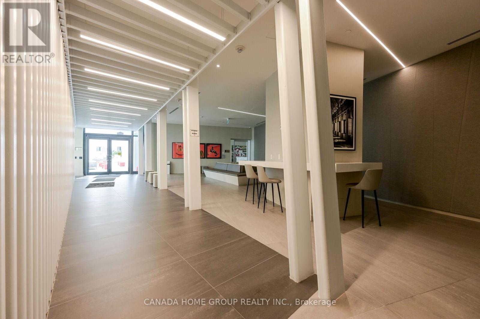 5510 - 3900 Confederation Parkway, Mississauga, Ontario  L5B 0M3 - Photo 21 - W12389550