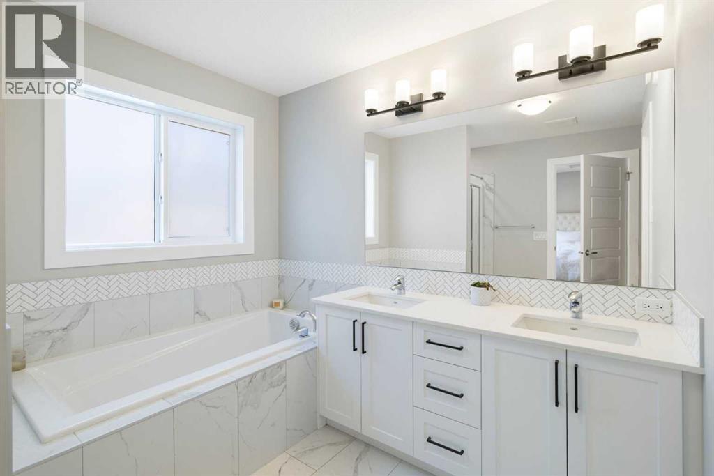 53 Savanna Heath Ne, Calgary, Alberta  T3J 2H5 - Photo 25 - A2255412