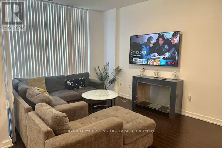 G07 - 430 Lake Shore Boulevard W, Toronto, Ontario  M5V 2V9 - Photo 1 - C12396946