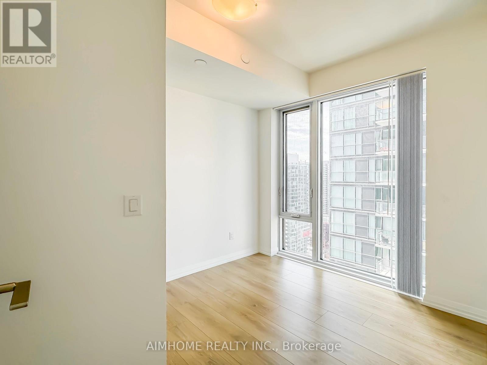 3503 - 8 Widmer Street, Toronto, Ontario  M5V 0W6 - Photo 10 - C12397460