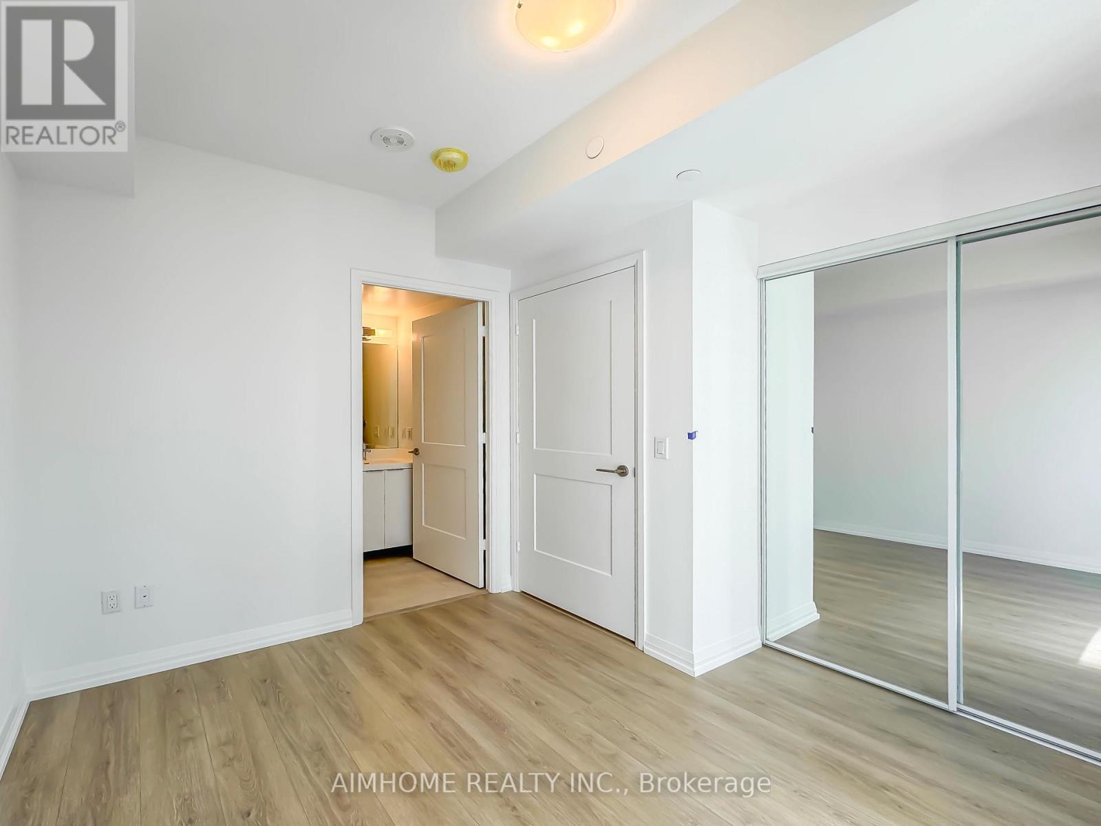3503 - 8 Widmer Street, Toronto, Ontario  M5V 0W6 - Photo 8 - C12397460