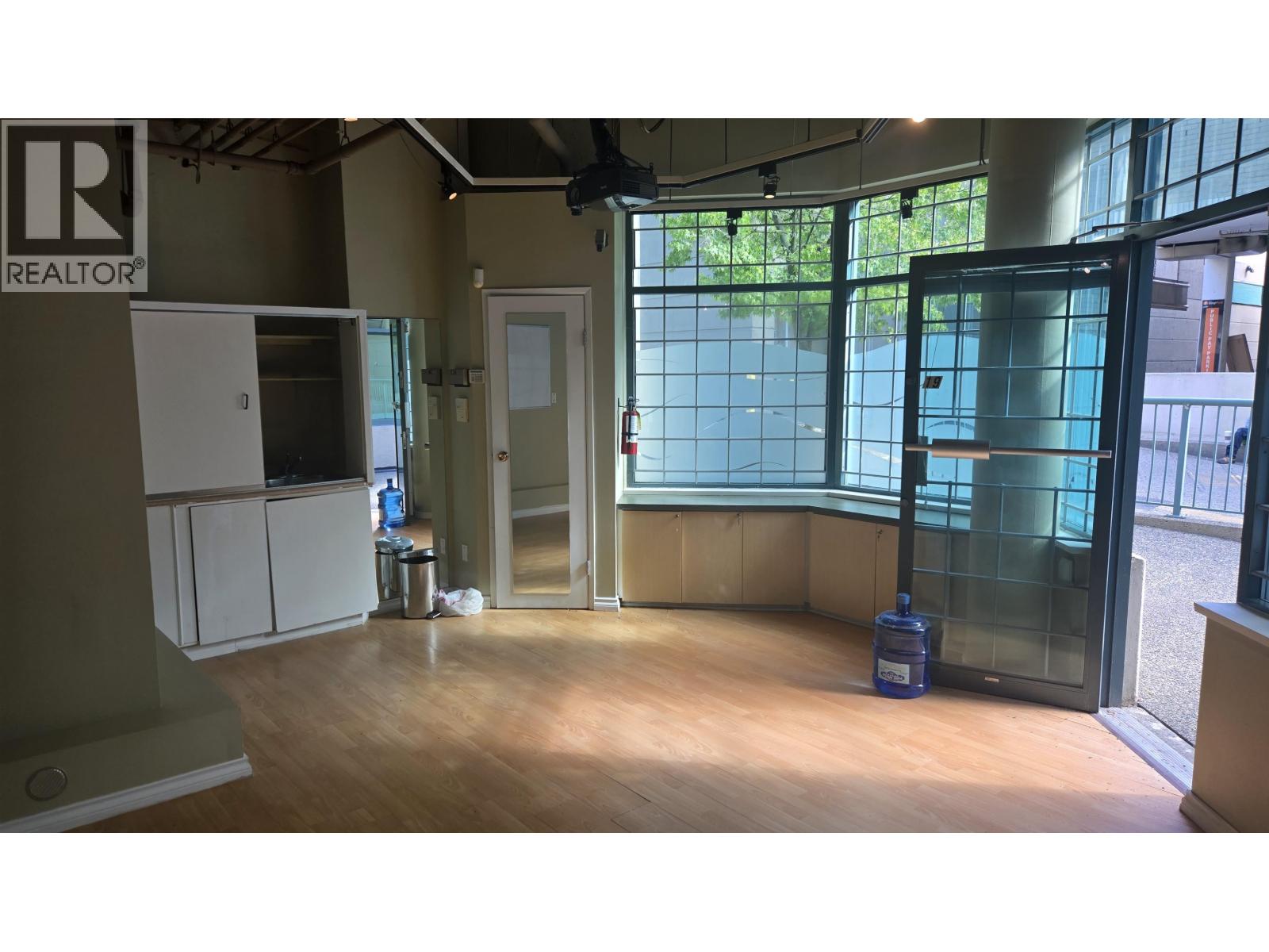 19 1855 W 1st Avenue, Vancouver, British Columbia  V6J 5B8 - Photo 4 - C8072107