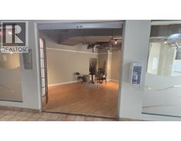 <div class="price">$399,000</div> 19 1855 W 1st Avenue, Vancouver<br><div style="margin-bottom:8px;"><small>Macdonald Realty</small></div>