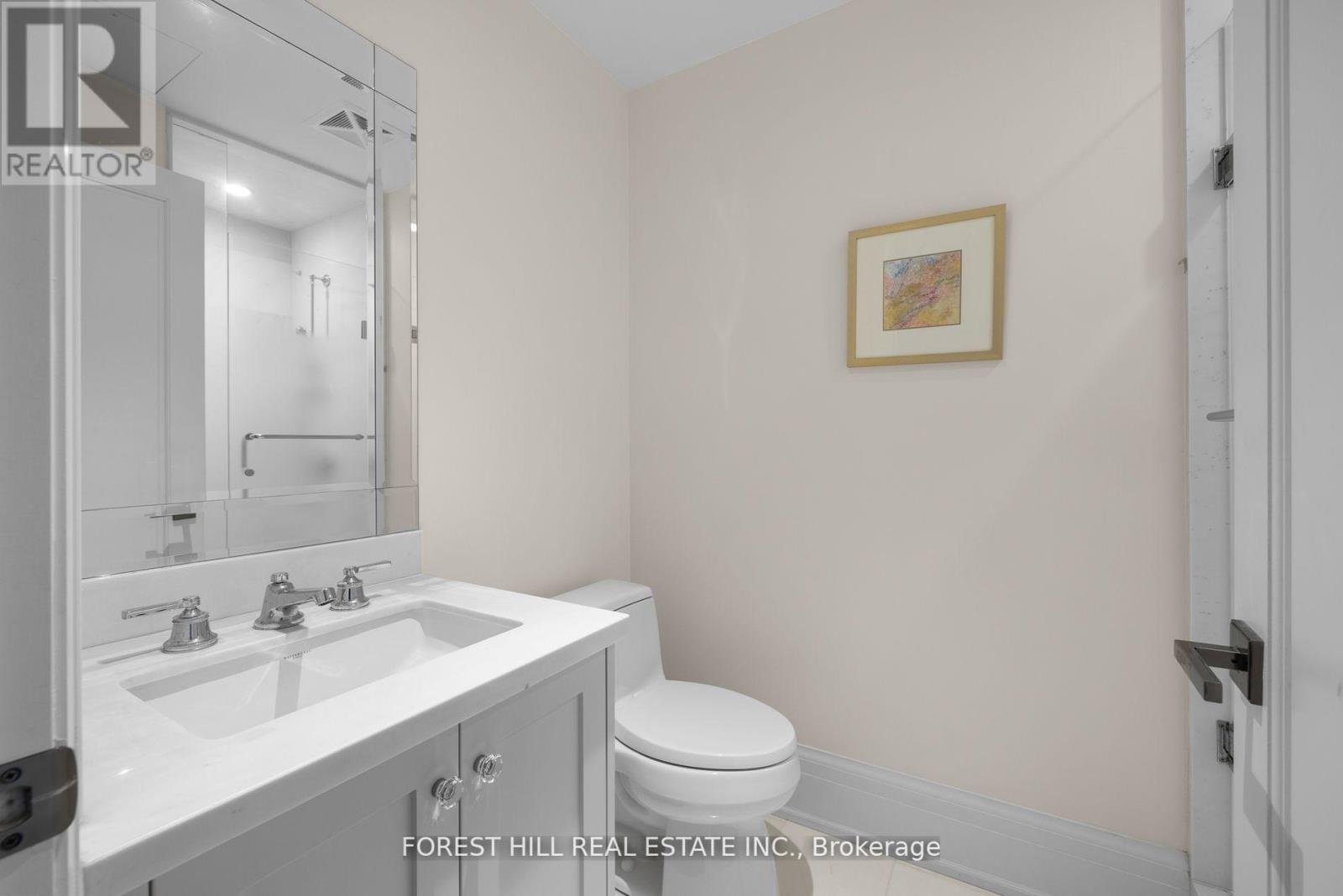 806 - 181 Davenport Road, Toronto, Ontario  M5R 1J1 - Photo 17 - C12397594