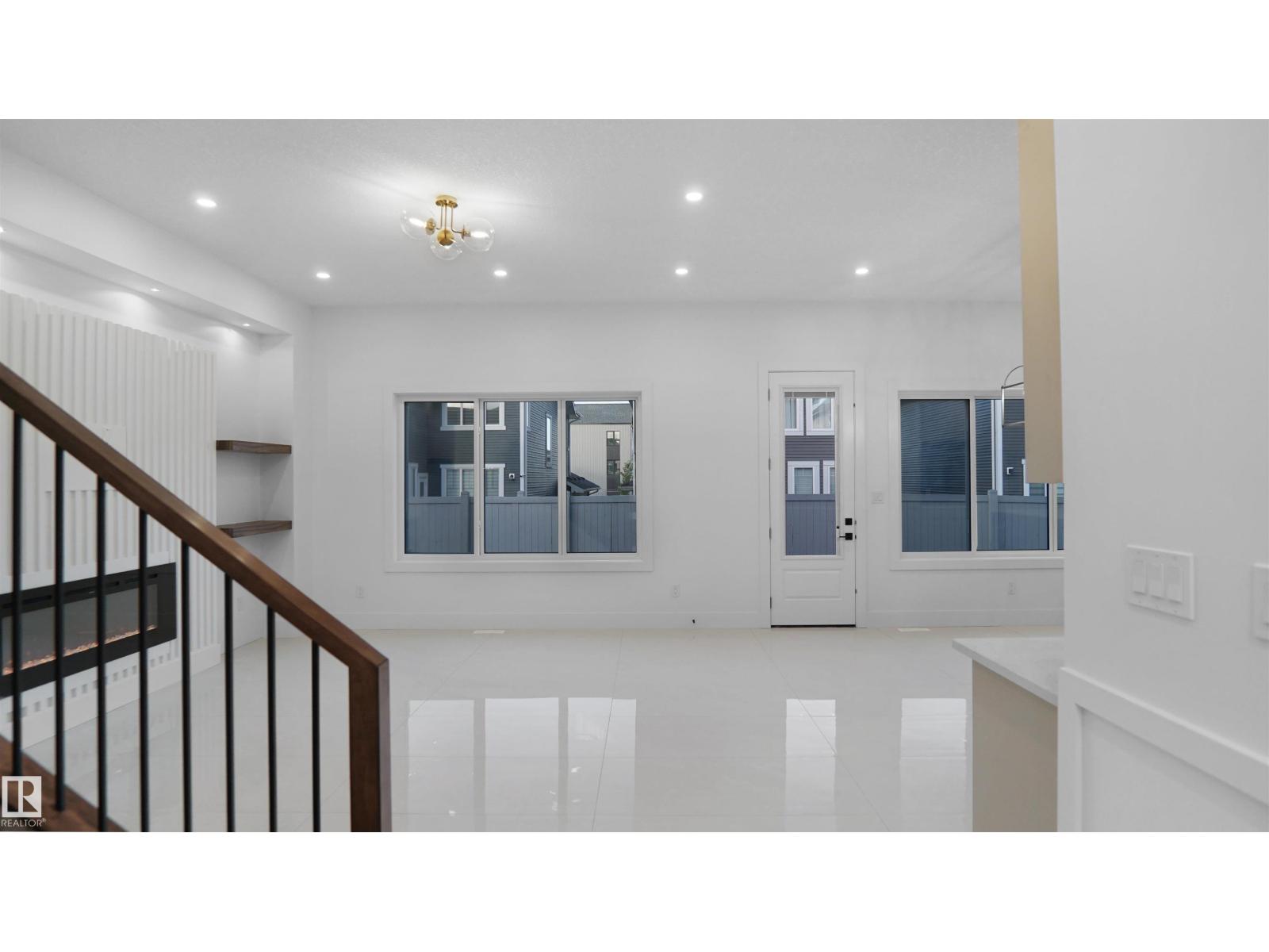 6188 Carr Rd Nw, Edmonton, Alberta  T5E 6Y5 - Photo 7 - E4457248