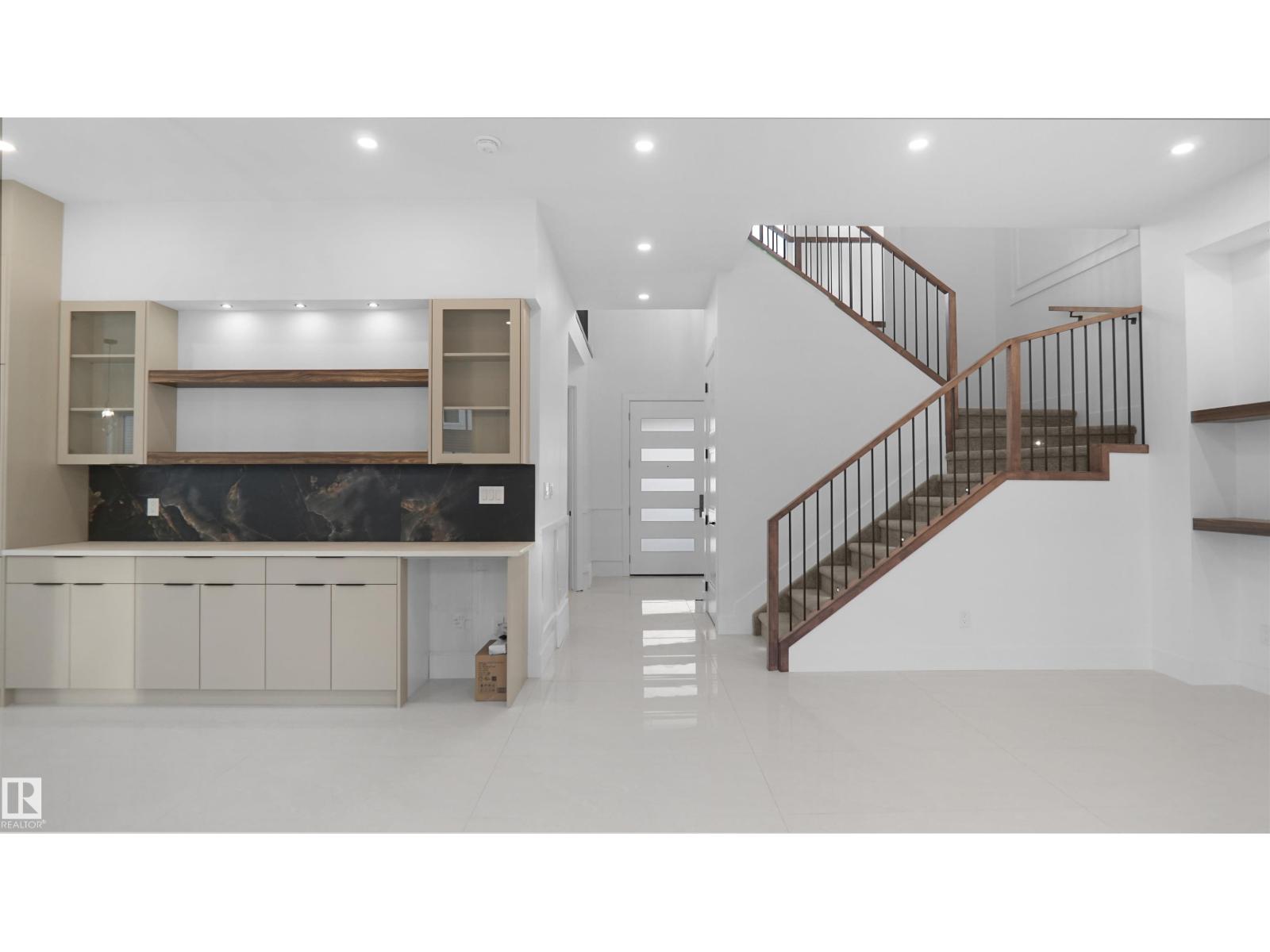 6188 Carr Rd Nw, Edmonton, Alberta  T5E 6Y5 - Photo 12 - E4457248