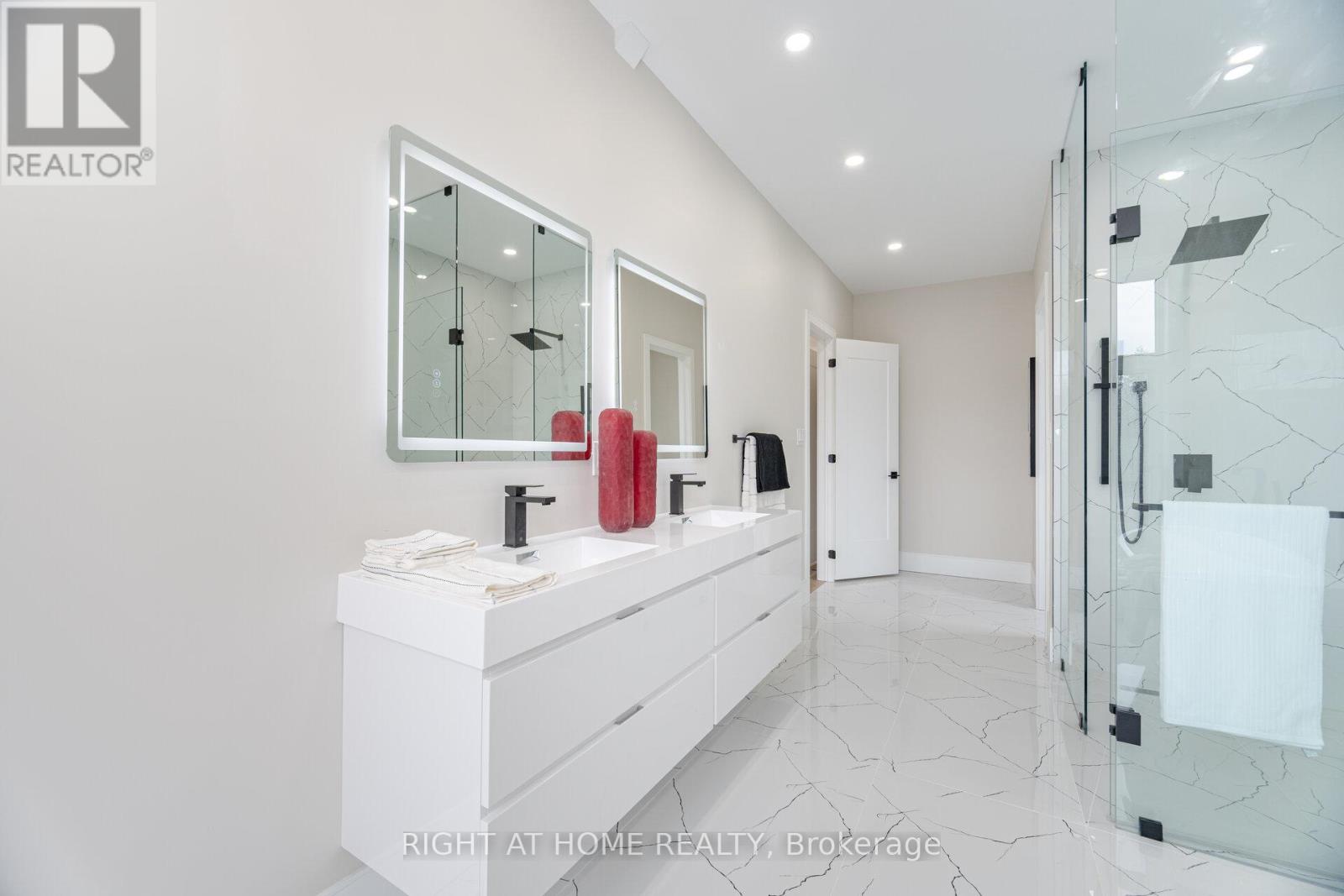 1950 Rosebank Road, Pickering, Ontario  L1V 1P8 - Photo 31 - E12397471
