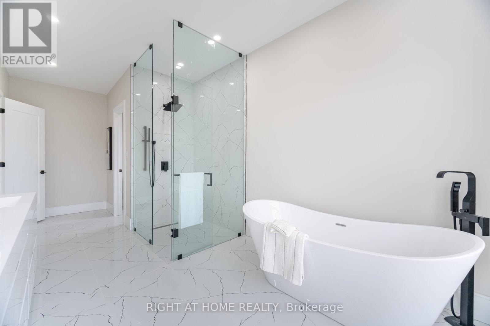 1950 Rosebank Road, Pickering, Ontario  L1V 1P8 - Photo 32 - E12397471