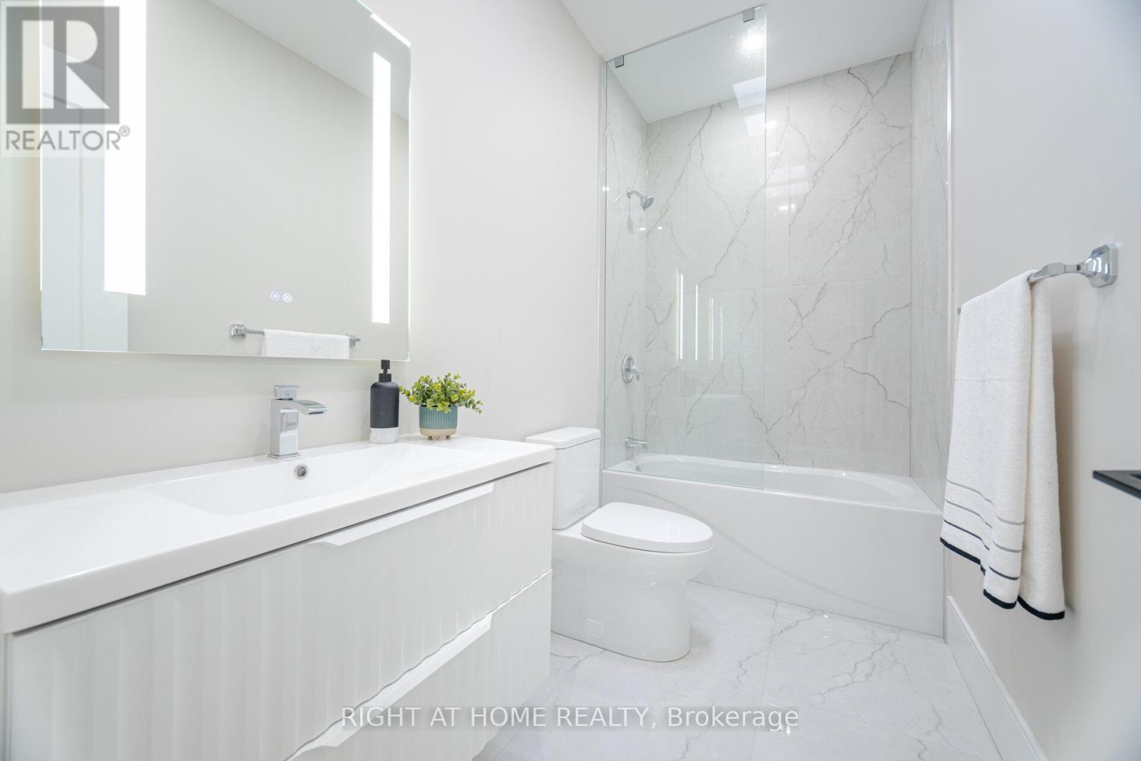 1950 Rosebank Road, Pickering, Ontario  L1V 1P8 - Photo 37 - E12397471