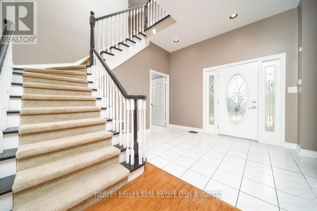477 Stone Street, Oshawa, Ontario  L1J 1A4 - Photo 5 - E12397500