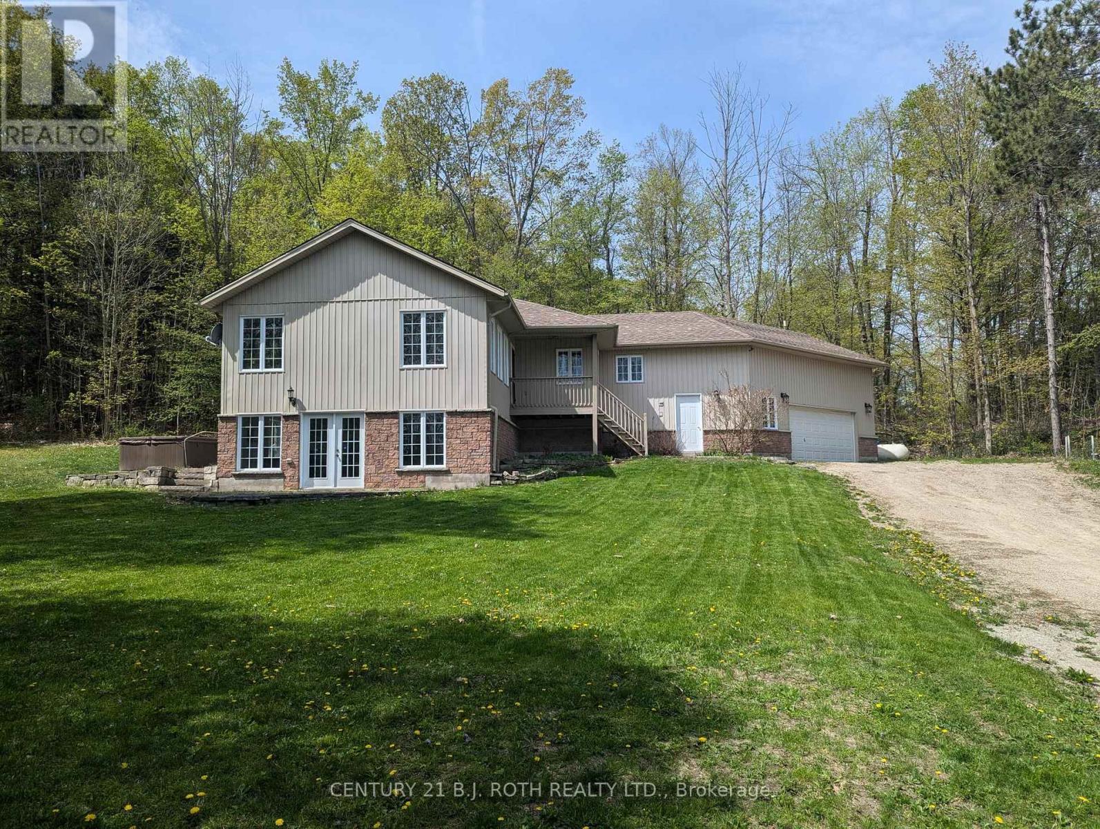 4927 25 SIDE ROAD, Essa, Ontario