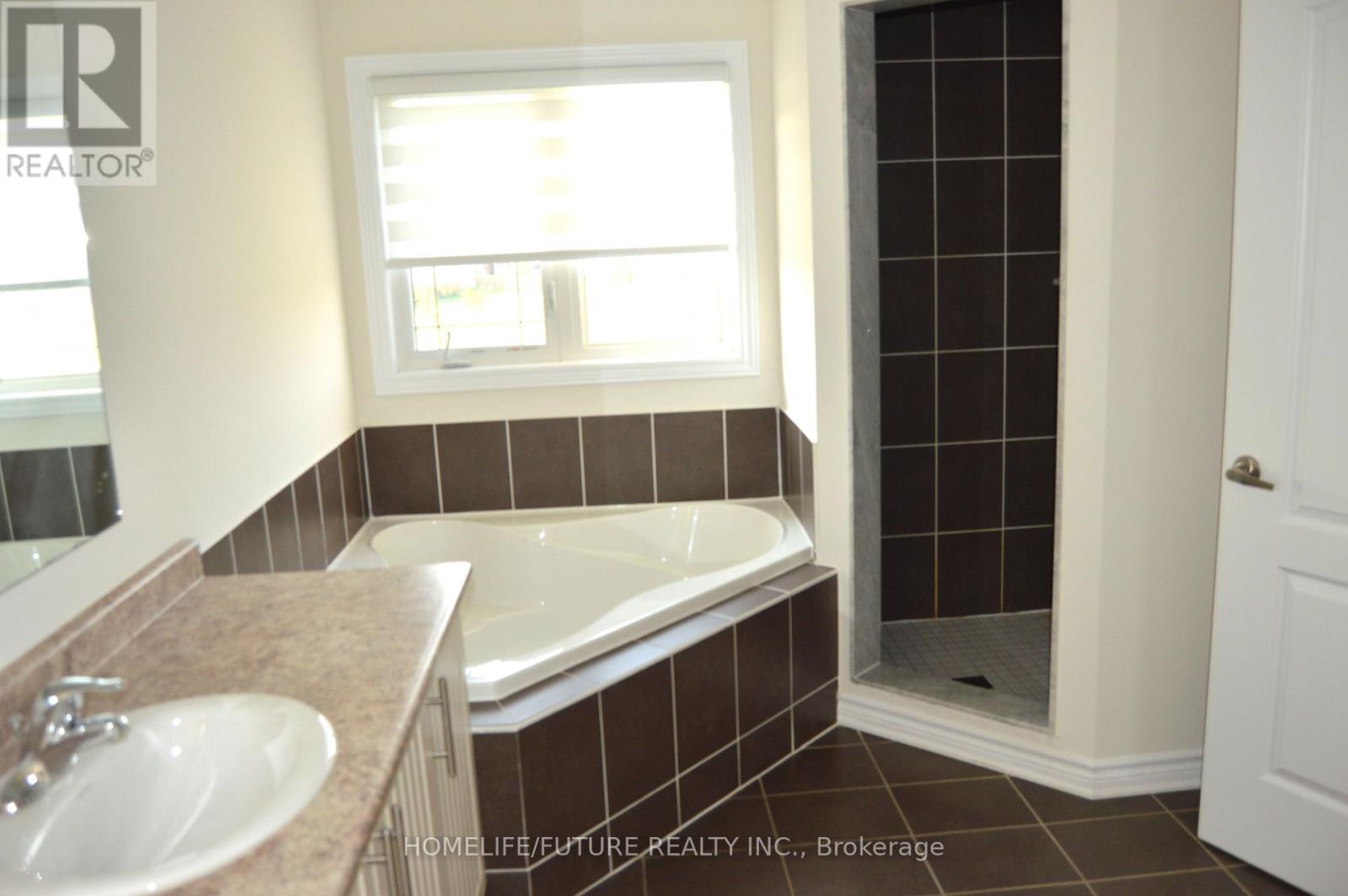 28 Mccaskell Street, Brock, Ontario  L0K 1A0 - Photo 9 - N12397480