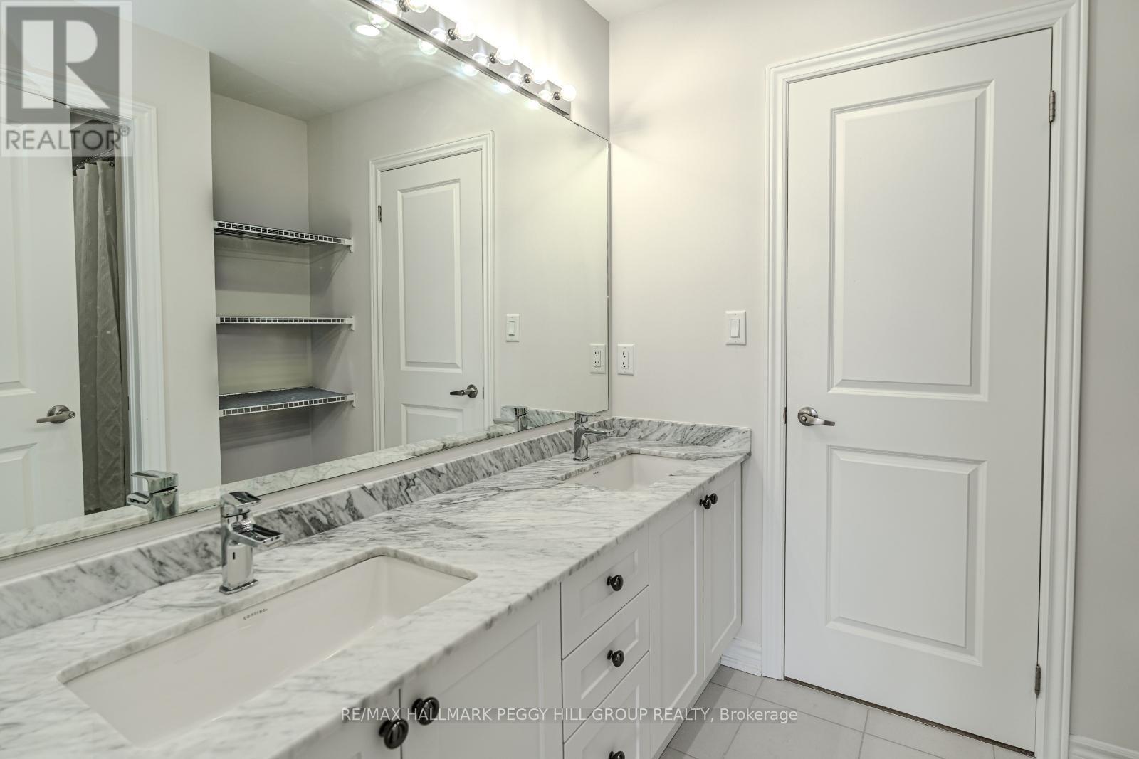 1649 Corsal Court, Innisfil, Ontario  L9S 0P8 - Photo 14 - N12397493