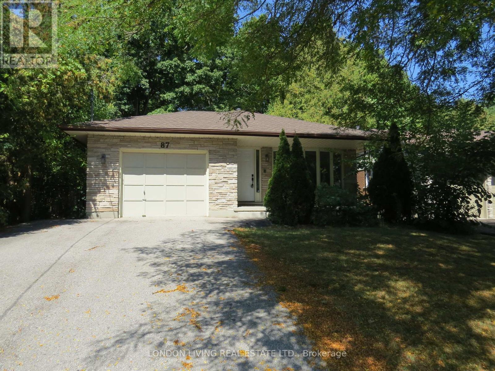 87 ESSEX STREET, London North, Ontario