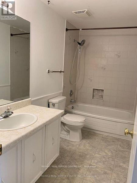 14 Lindsay Court, Barrie, Ontario  L4M 6G5 - Photo 15 - S12397587
