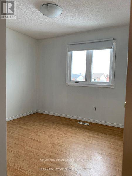 14 Lindsay Court, Barrie, Ontario  L4M 6G5 - Photo 16 - S12397587