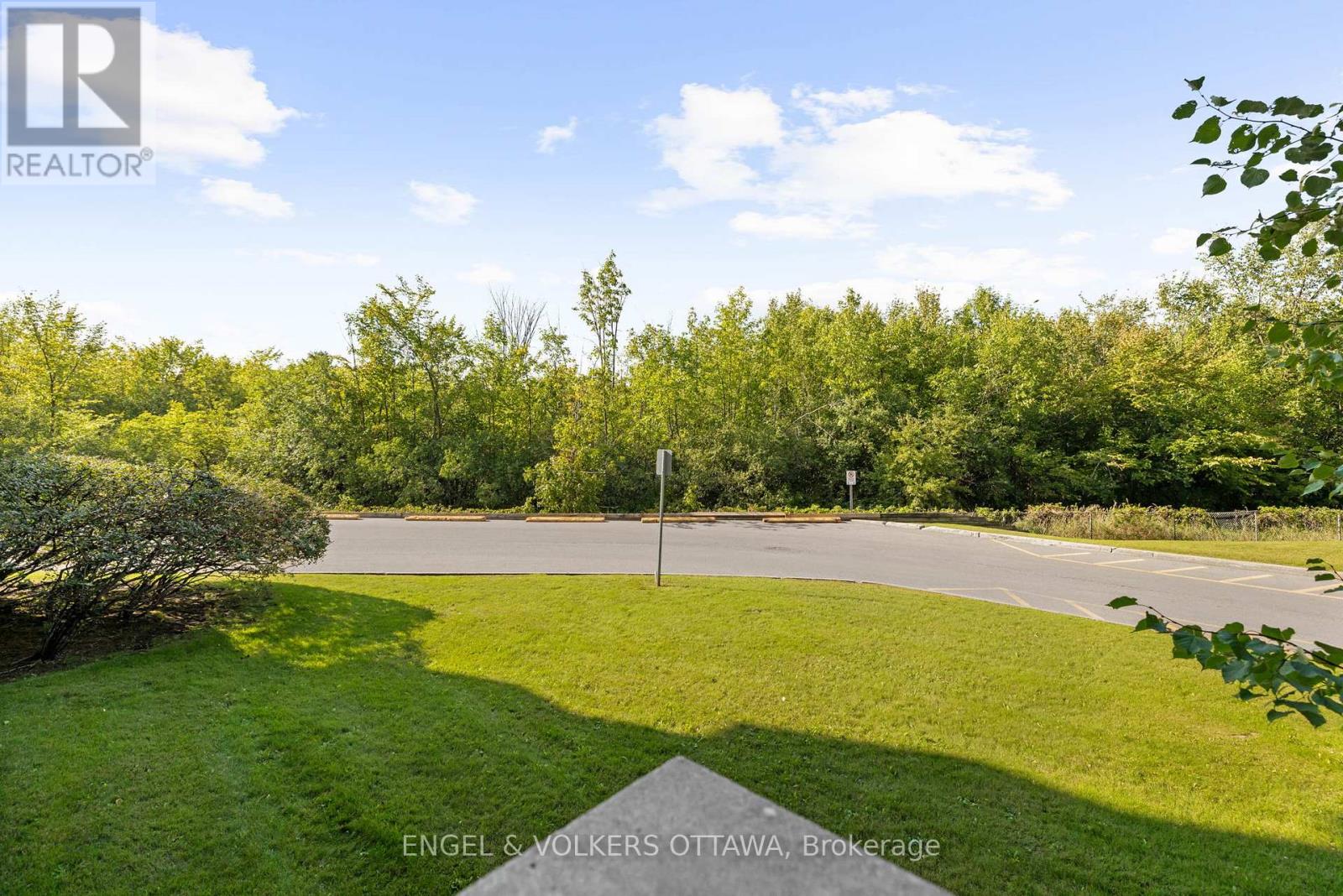 105 - 1705 Playfair Drive, Ottawa, Ontario  K1H 8P6 - Photo 18 - X12397154
