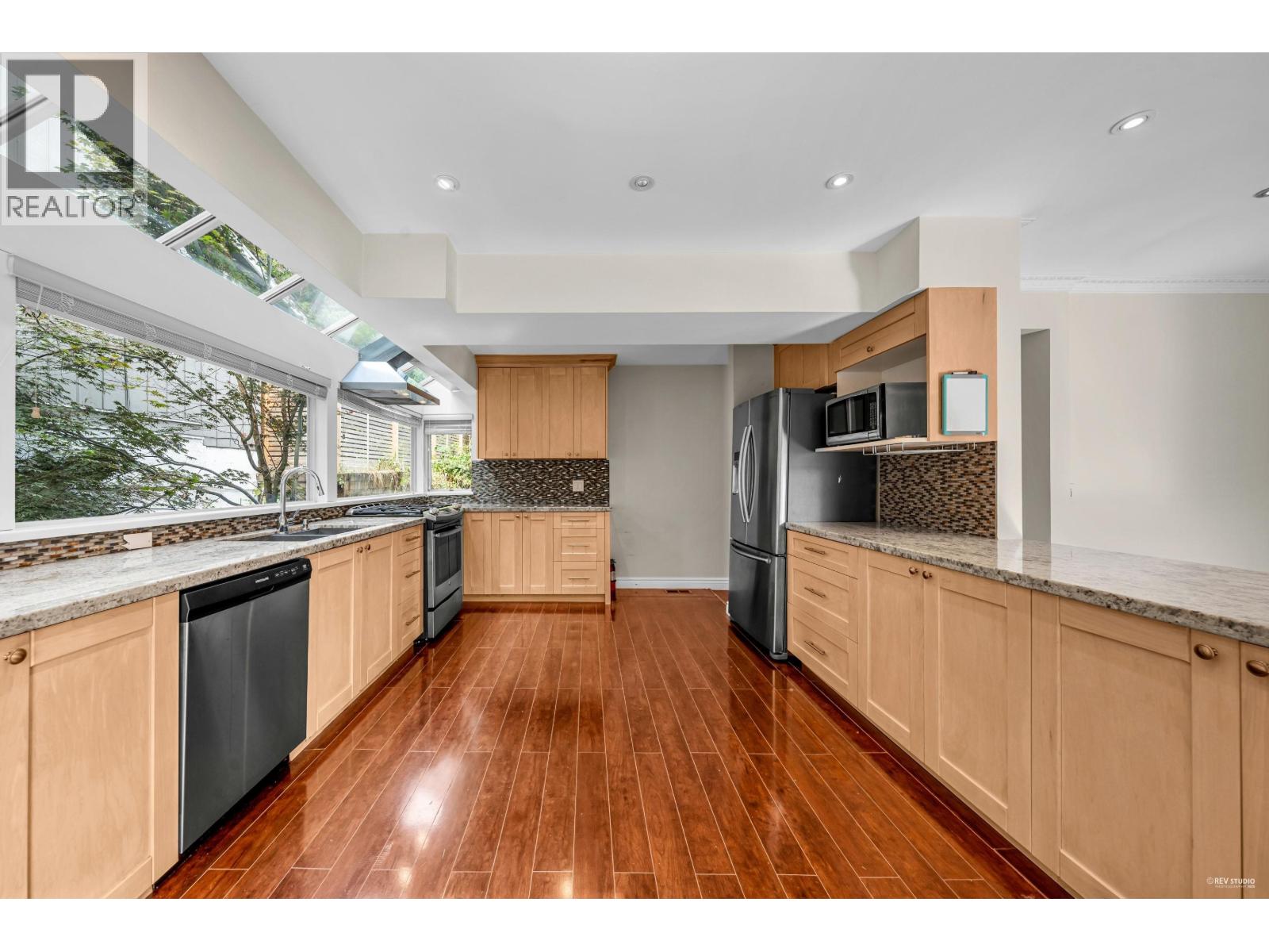 84 Laurie Crescent, West Vancouver, British Columbia  V7S 1B7 - Photo 5 - R3045218
