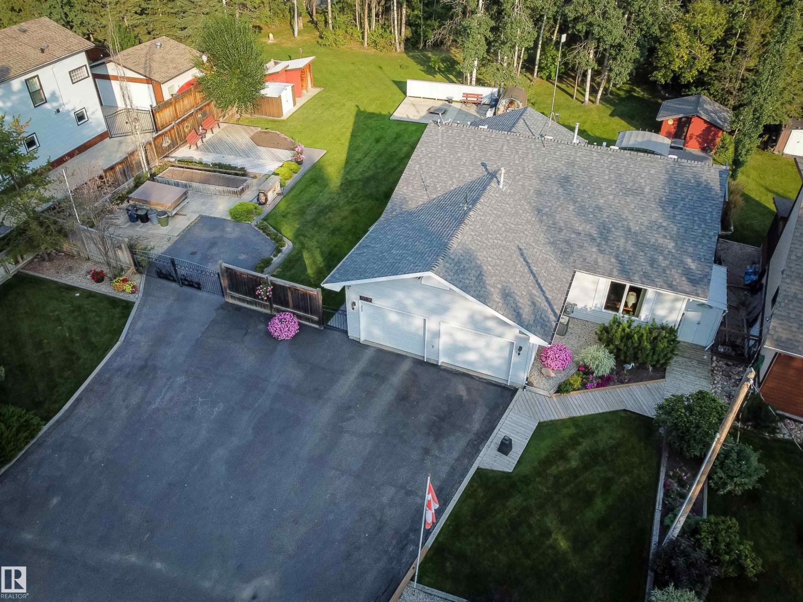 1087 10 St, Rural Lac Ste. Anne County, Alberta  T0E 1A0 - Photo 13 - E4457250