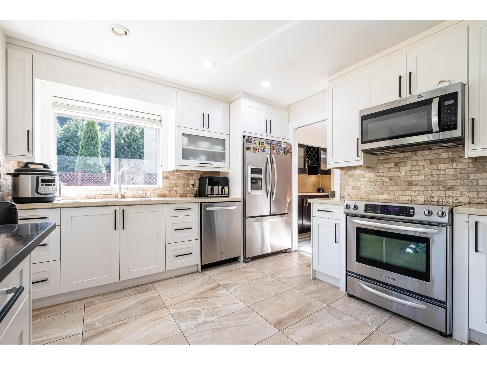 13698 58 Avenue, Surrey, British Columbia  V3X 3H9 - Photo 6 - R3046450