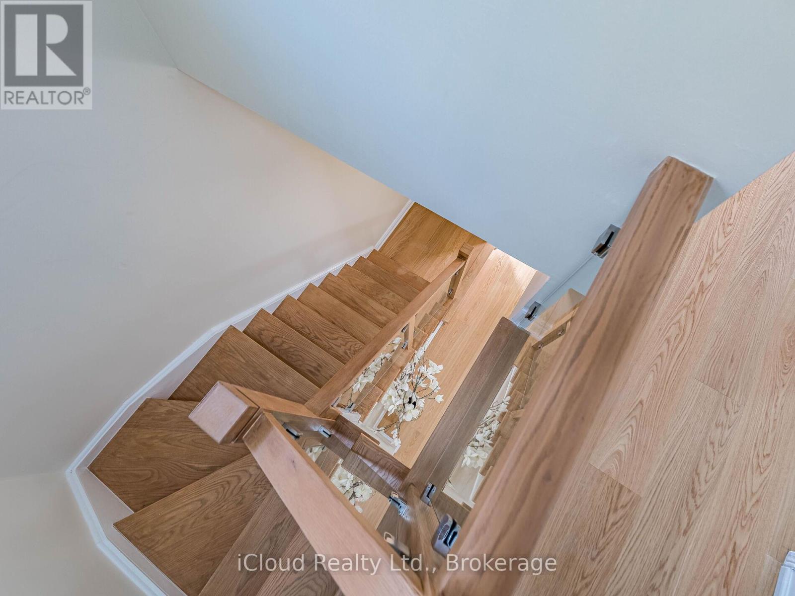 5238 Alicante Street, Mississauga (East Credit), Ontario  L5V 1S9 - Photo 23 - W12397443