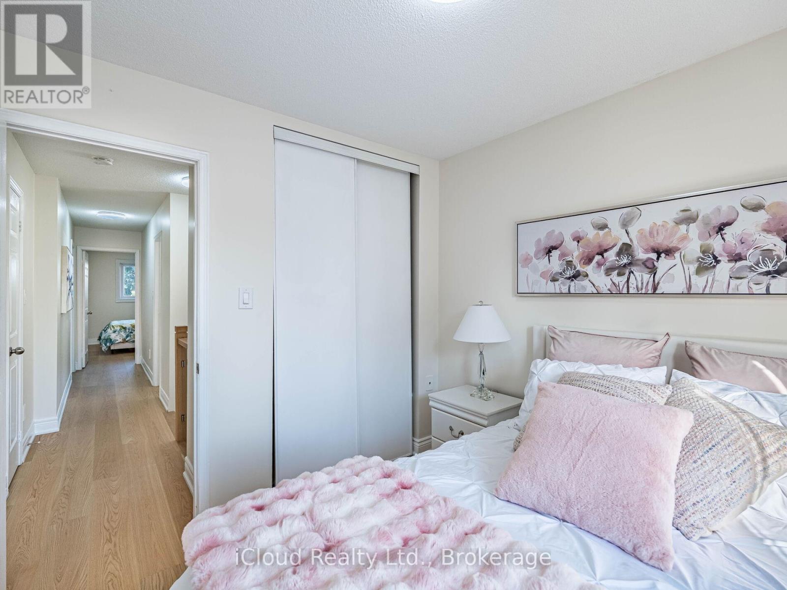 5238 Alicante Street, Mississauga (East Credit), Ontario  L5V 1S9 - Photo 35 - W12397443