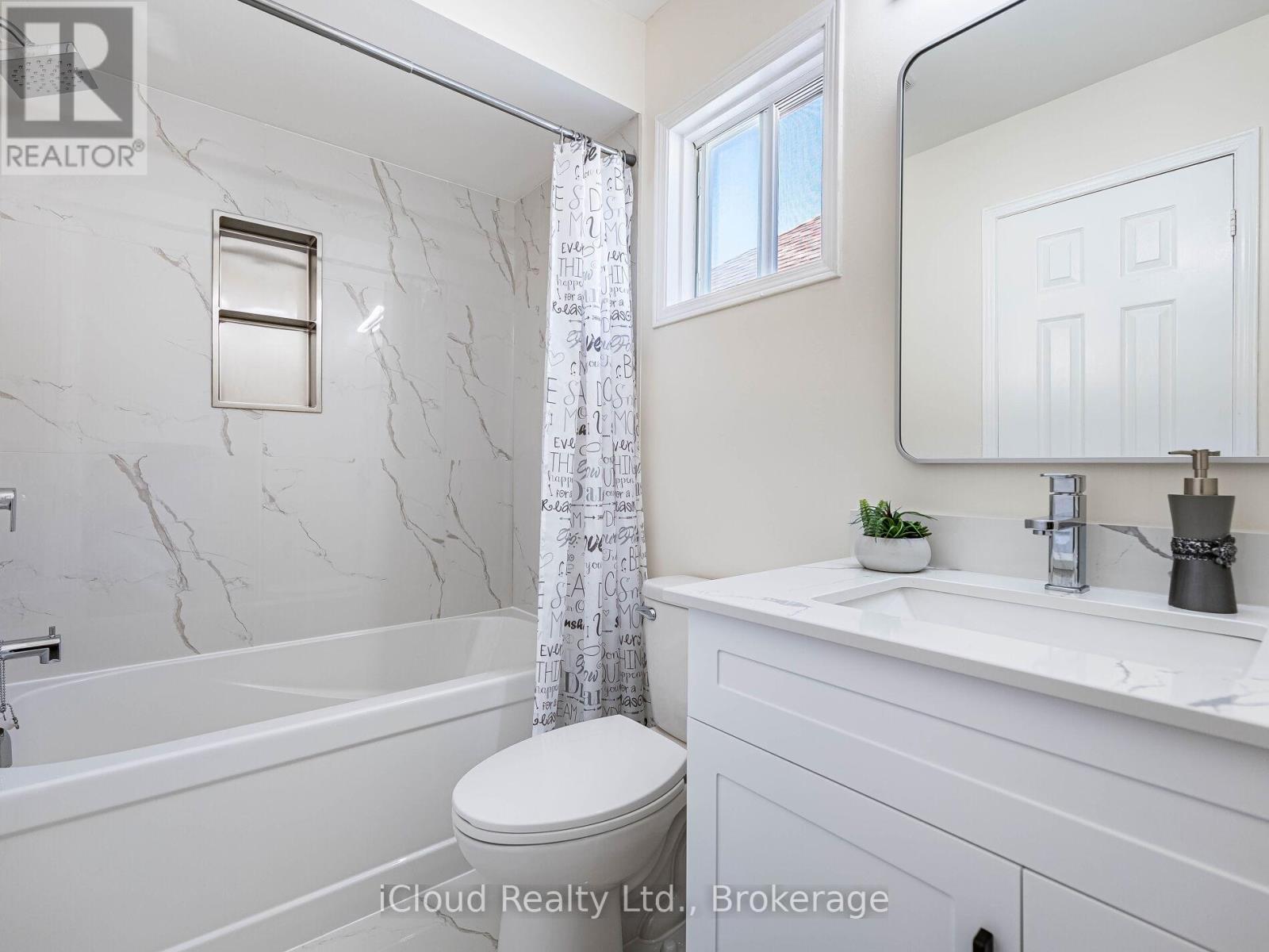 5238 Alicante Street, Mississauga (East Credit), Ontario  L5V 1S9 - Photo 36 - W12397443