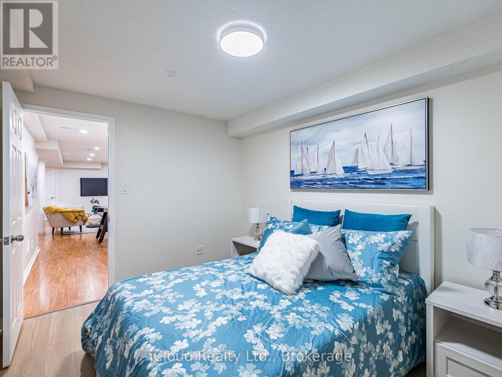 5238 Alicante Street, Mississauga (East Credit), Ontario  L5V 1S9 - Photo 44 - W12397443