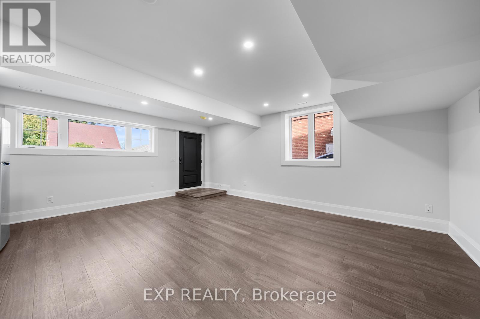 5 Brendwin Road, Toronto, Ontario  M6N 4V6 - Photo 17 - W12397448