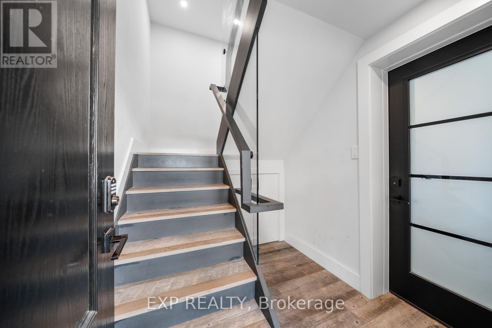 5 Brendwin Road, Toronto, Ontario  M6N 4V6 - Photo 26 - W12397448