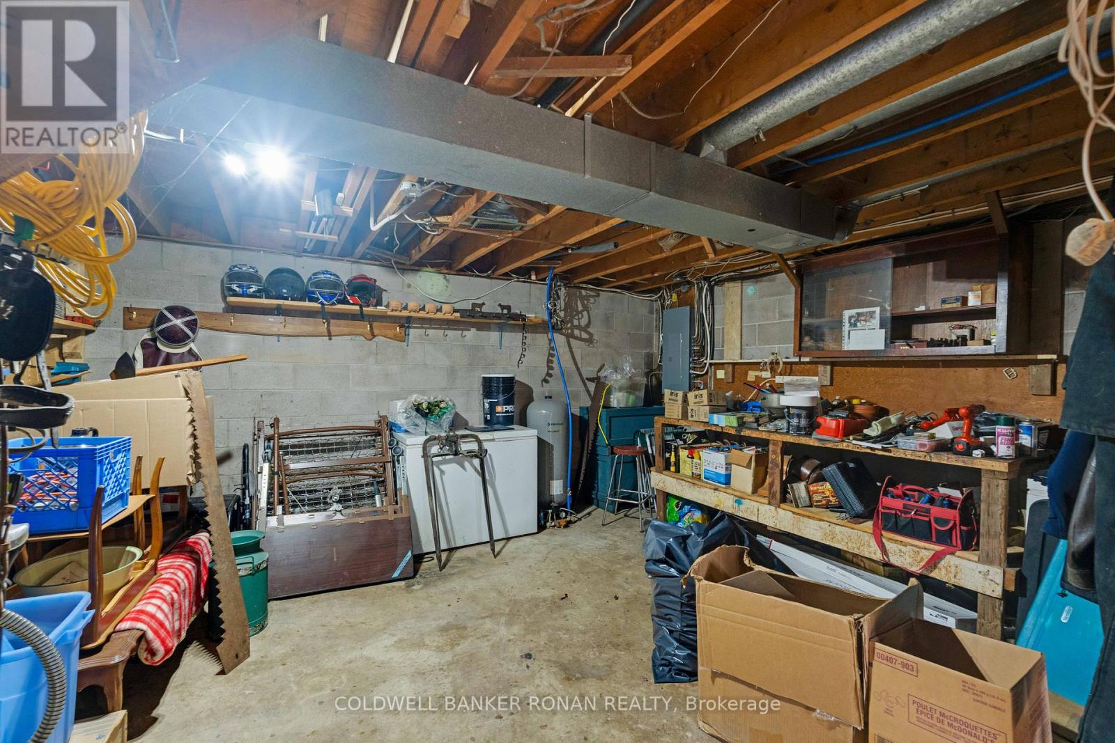 9480 32 Side Road, Halton Hills, Ontario  L7J 2L8 - Photo 33 - W12397503