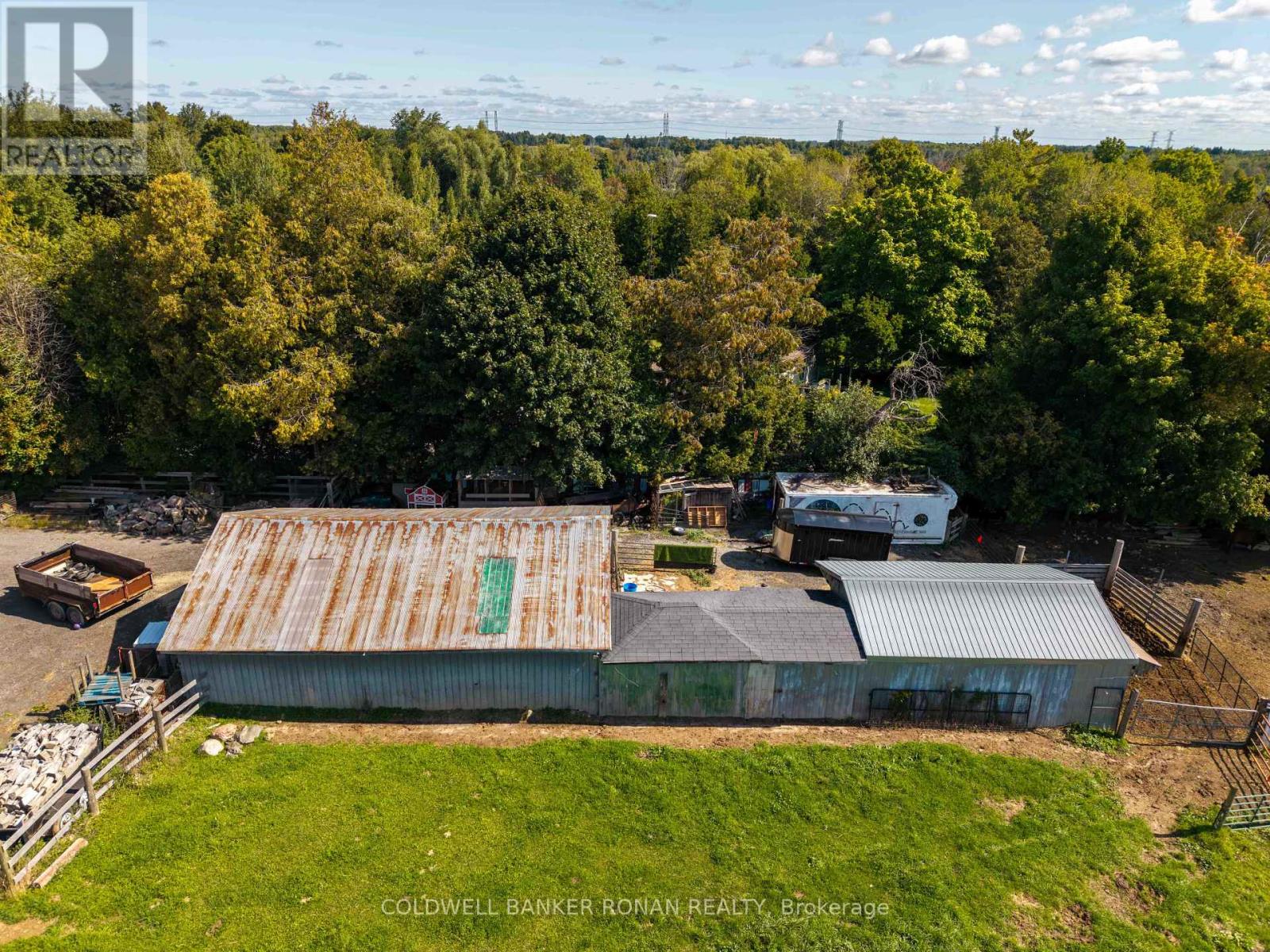 9480 32 Side Road, Halton Hills, Ontario  L7J 2L8 - Photo 39 - W12397503