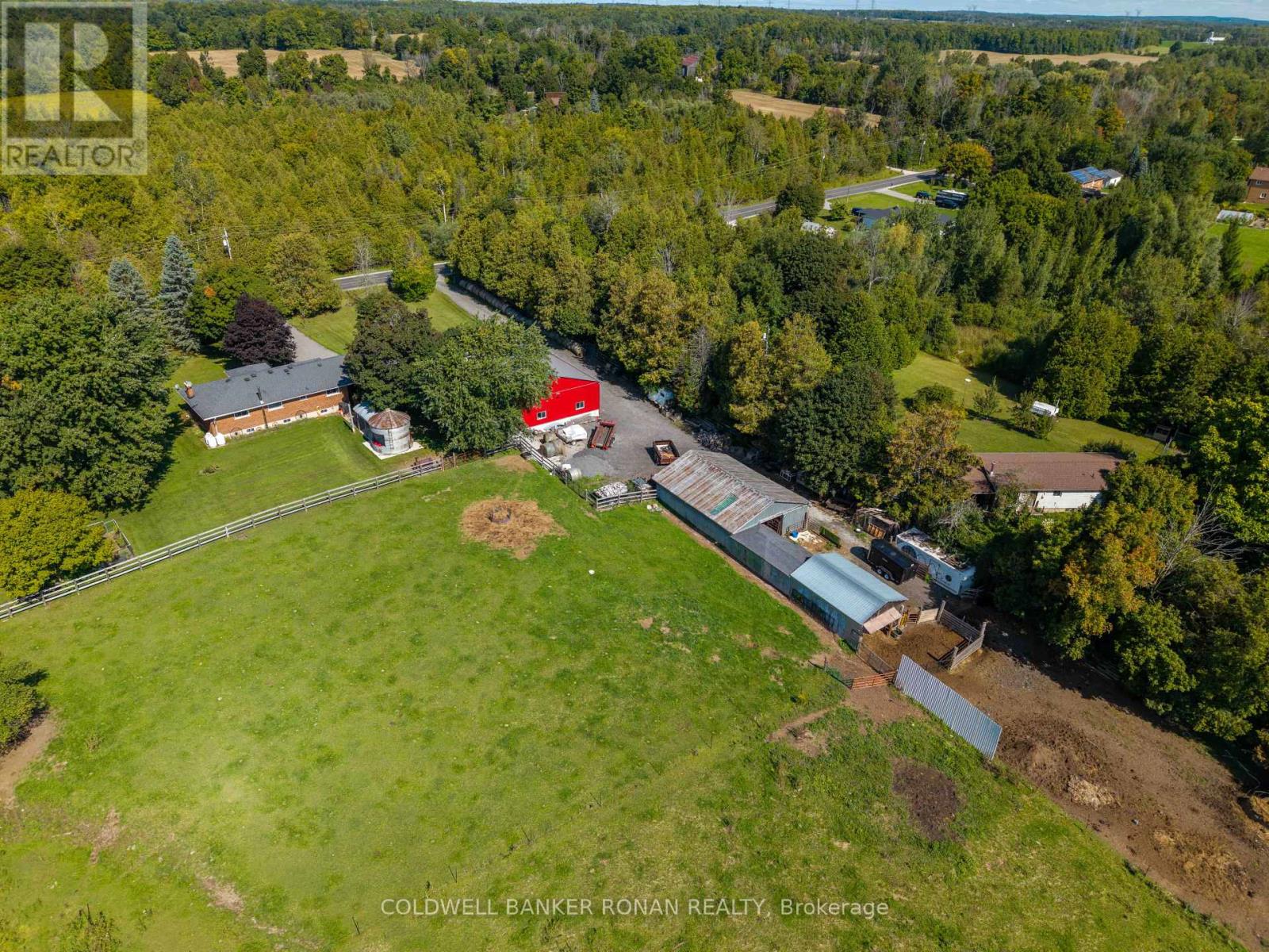 9480 32 Side Road, Halton Hills, Ontario  L7J 2L8 - Photo 43 - W12397503