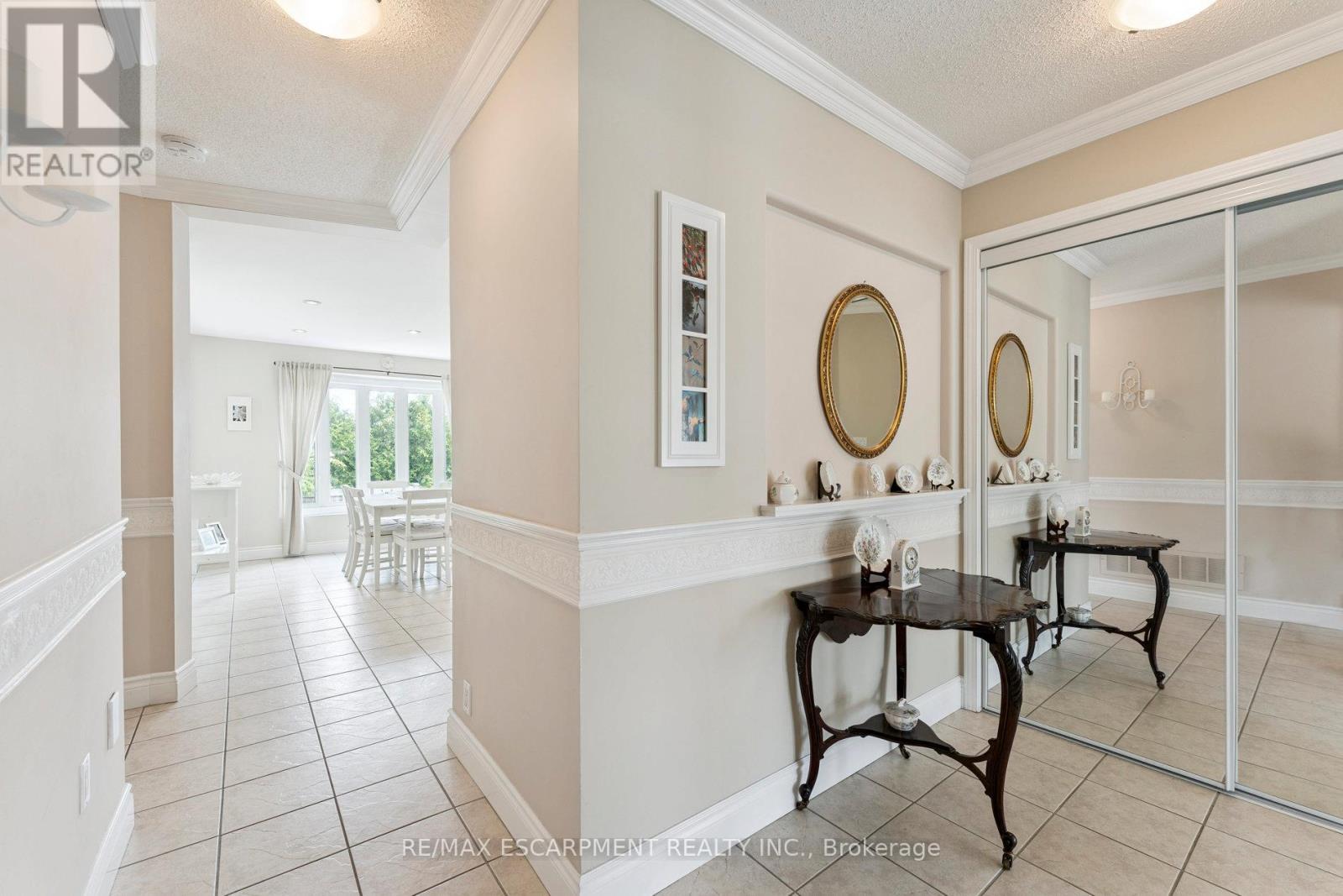 1650 Allan Crescent, Milton, Ontario  L9T 5Z7 - Photo 11 - W12397573