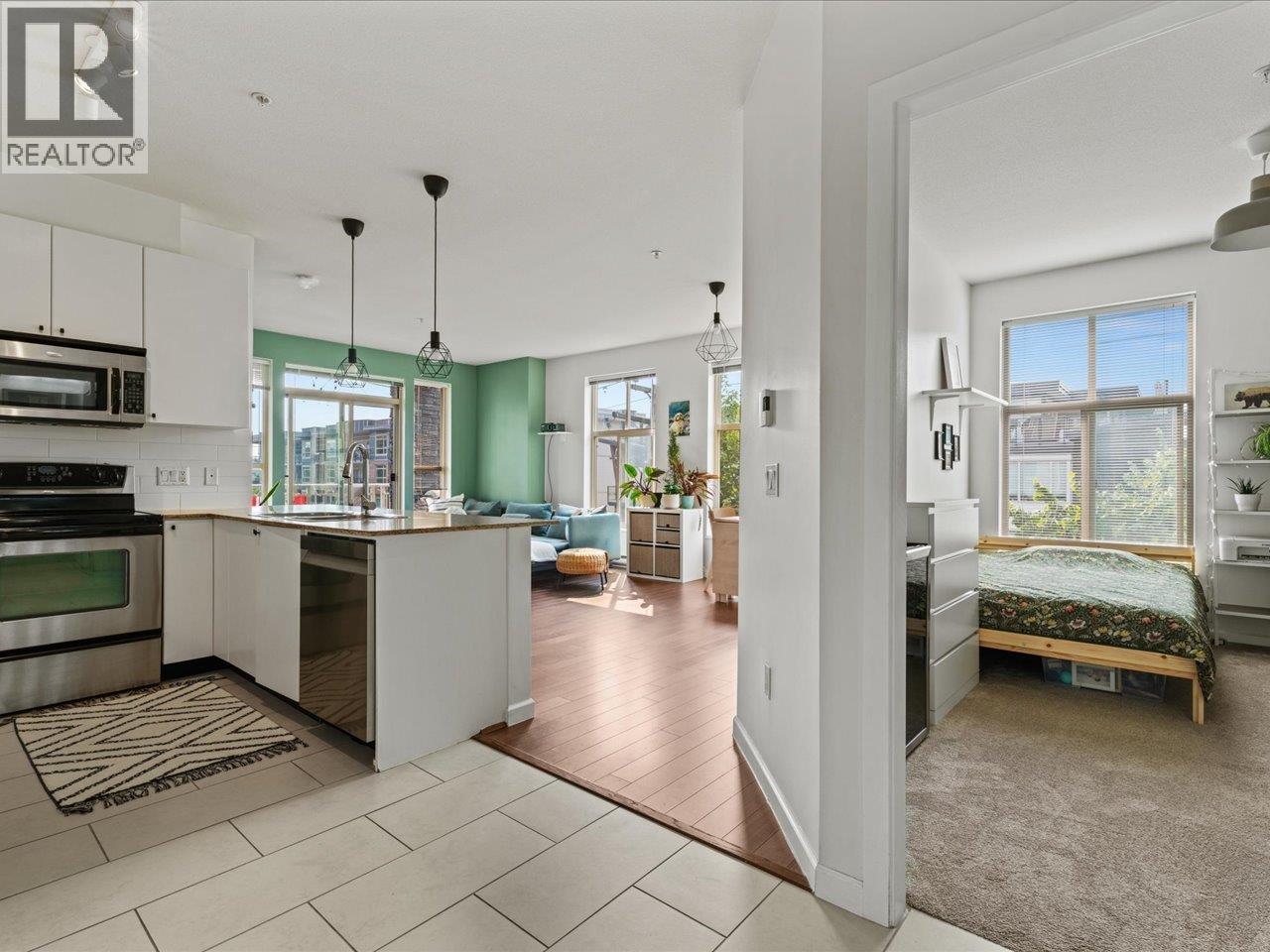 317 2477 Kelly Avenue, Port Coquitlam, British Columbia  V3C 0B3 - Photo 4 - R3045804