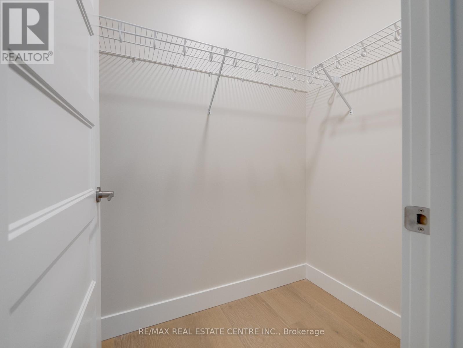 7 - 7966 Fallon Drive, Lucan Biddulph (Granton), Ontario  N0M 1V0 - Photo 28 - X12397467