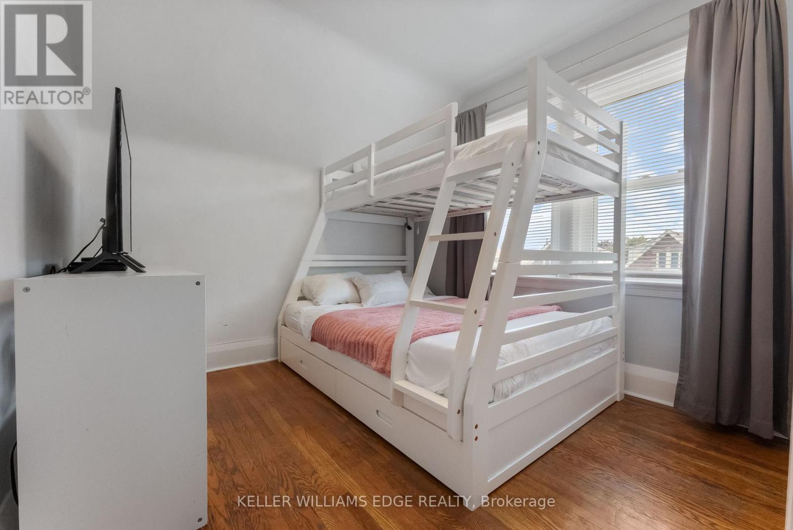 312 Wexford Avenue S, Hamilton, Ontario  L8K 2P3 - Photo 17 - X12397492