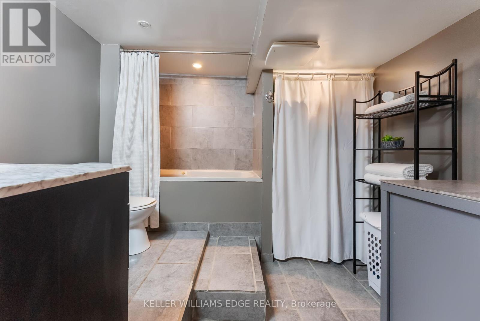 312 Wexford Avenue S, Hamilton, Ontario  L8K 2P3 - Photo 27 - X12397492