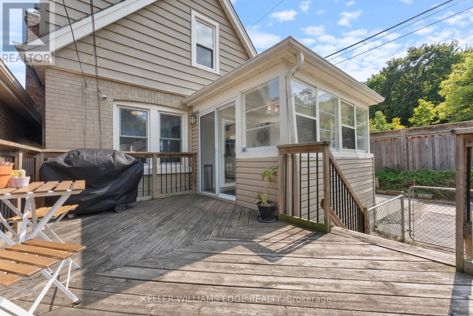 312 Wexford Avenue S, Hamilton, Ontario  L8K 2P3 - Photo 30 - X12397492