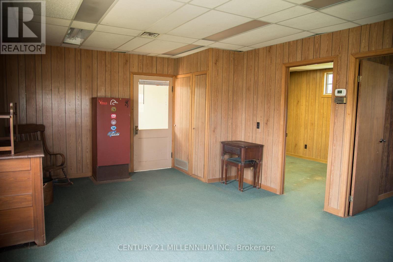 1917 Hansler Road, Thorold, Ontario  L2V 5J5 - Photo 12 - X12397527