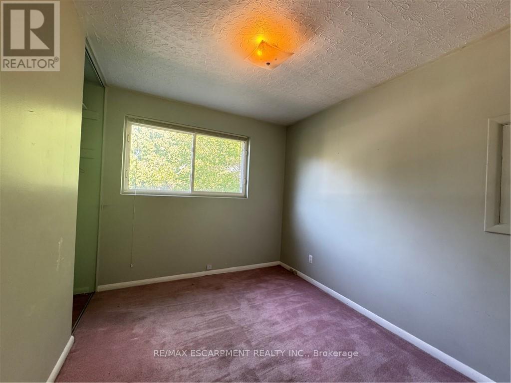 176 Laurier Avenue, Hamilton (Buchanan), Ontario  L9C 3S6 - Photo 10 - X12397540