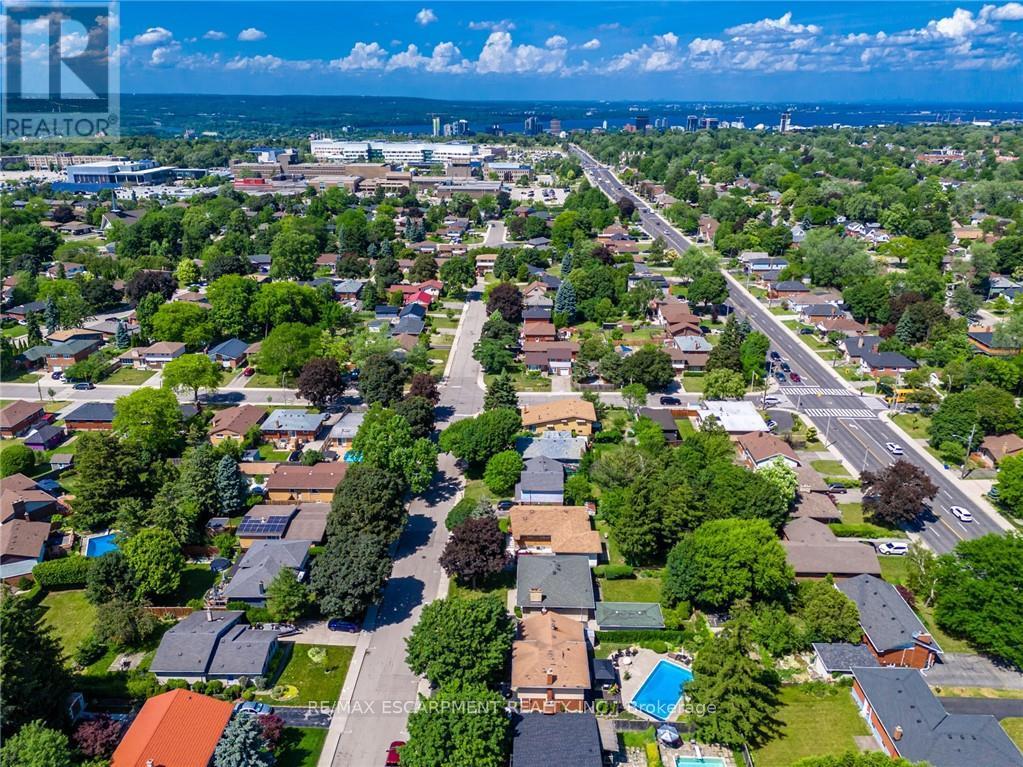 176 Laurier Avenue, Hamilton (Buchanan), Ontario  L9C 3S6 - Photo 14 - X12397540