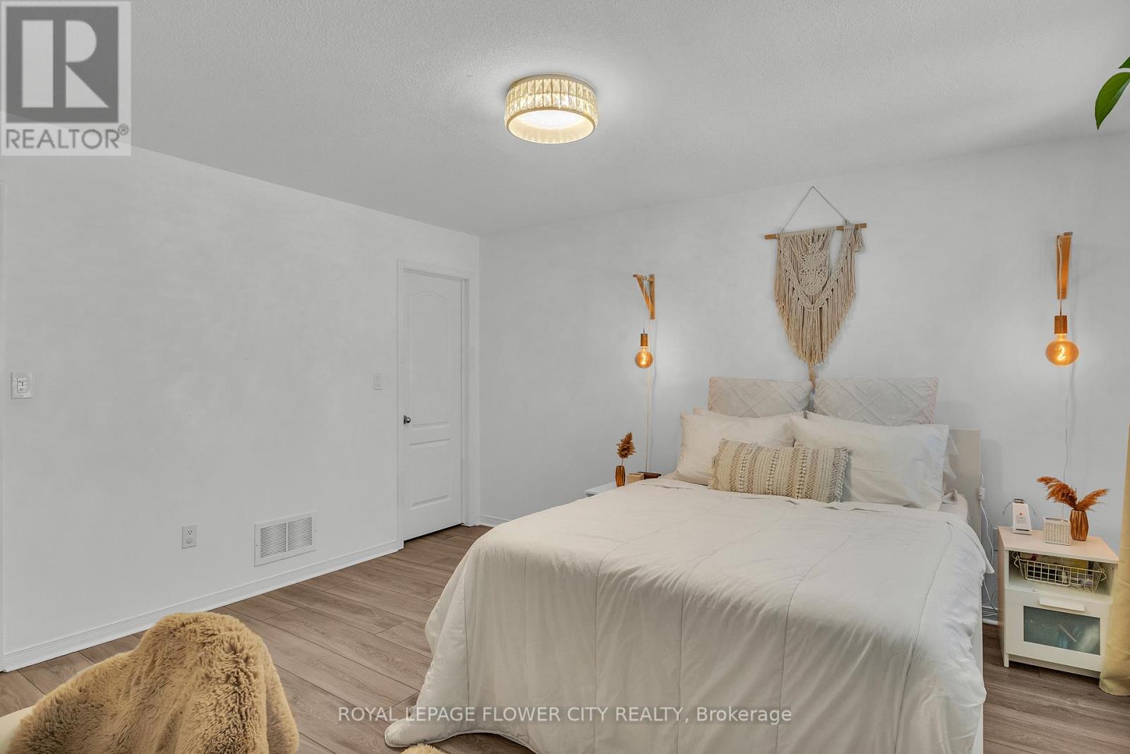 80 Palacebeach Trail, Hamilton, Ontario  L8E 5C3 - Photo 29 - X12397544