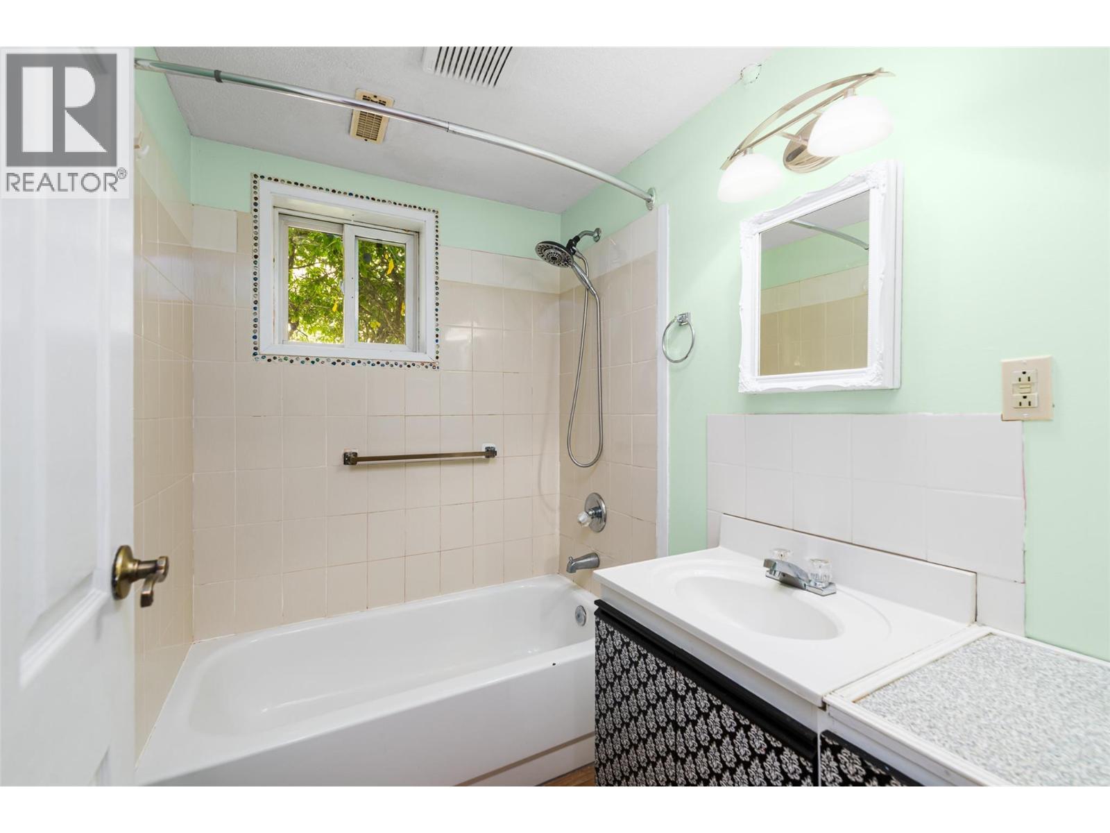 1110 Ibbitson Street, Creston, British Columbia V0B 1G4 - Photo 38 - 10362311