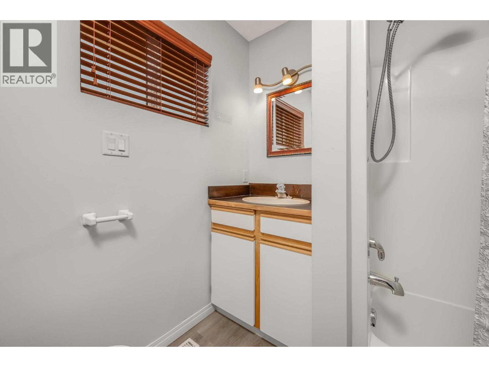 3411 17 Avenue Unit# A2, Vernon, British Columbia  V1T 1B6 - Photo 11 - 10361509