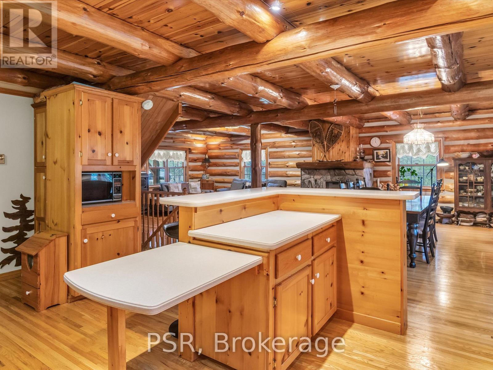 1040 Amelia Crescent, Gravenhurst, Ontario  P0E 1G0 - Photo 26 - X12397470