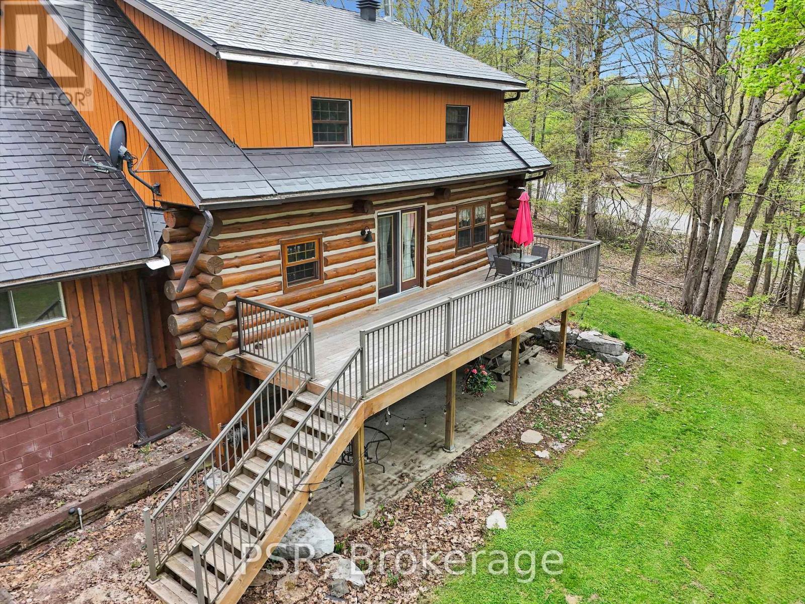 1040 Amelia Crescent, Gravenhurst, Ontario  P0E 1G0 - Photo 12 - X12397470
